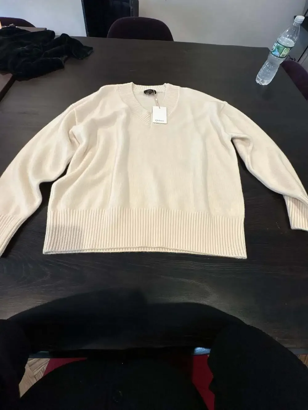 Quince 100% Mongolian Cashmere Oversized V-Neck Sweater Ivory Size S N